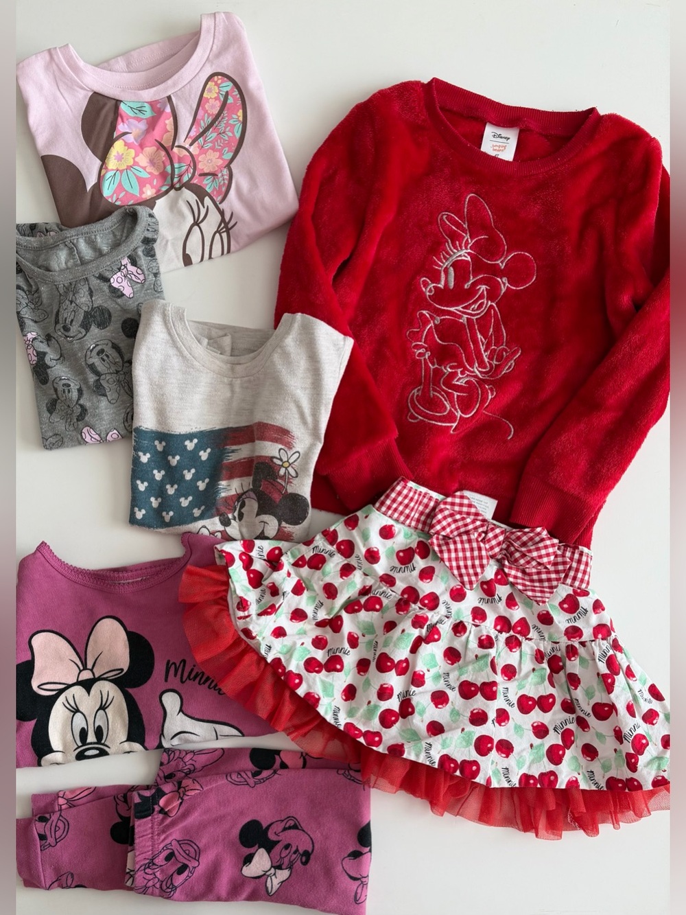 Disney Minnie Mouse Lot 4T-All Season Tees, PJs, Bottoms, Sweatshirt. Pink, Red